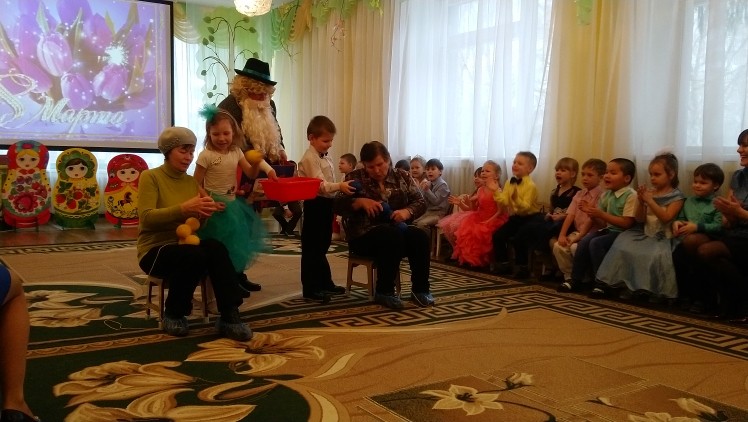 8 марта