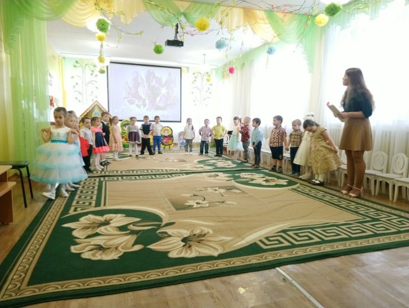 8 марта
