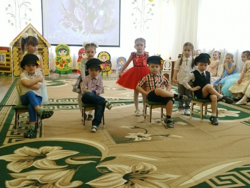 8 марта