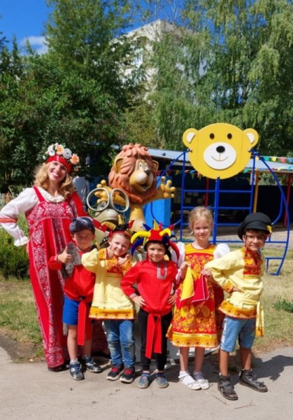 Ромашковая поляна